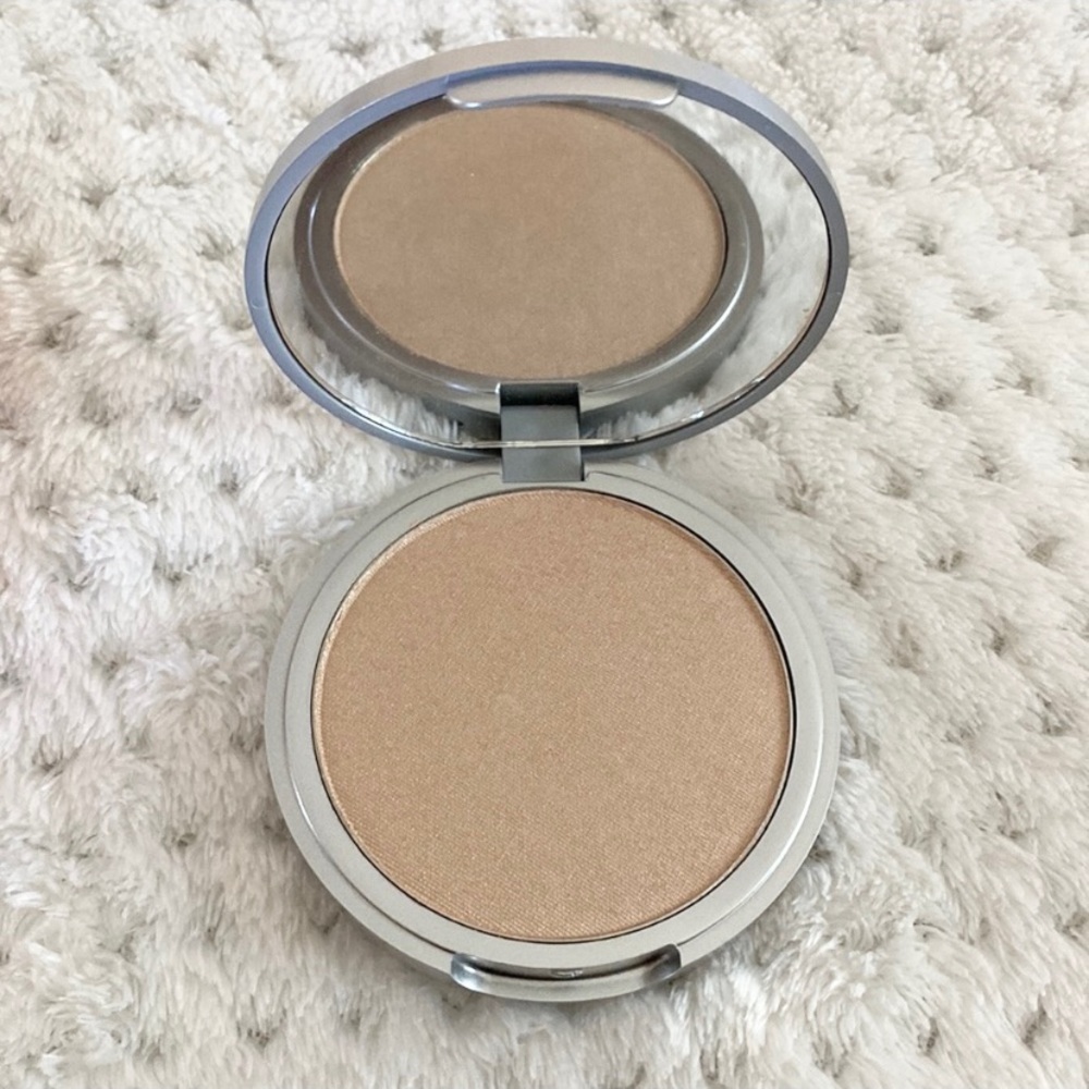 The Balm Mary Lou Manizer - Picture 6 of 7
